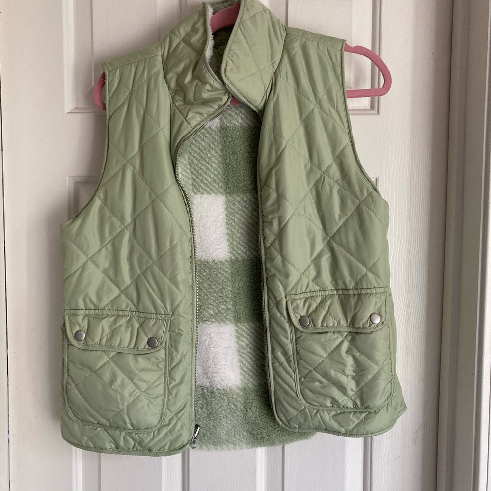Light Green Quilted Vest with Pockets
